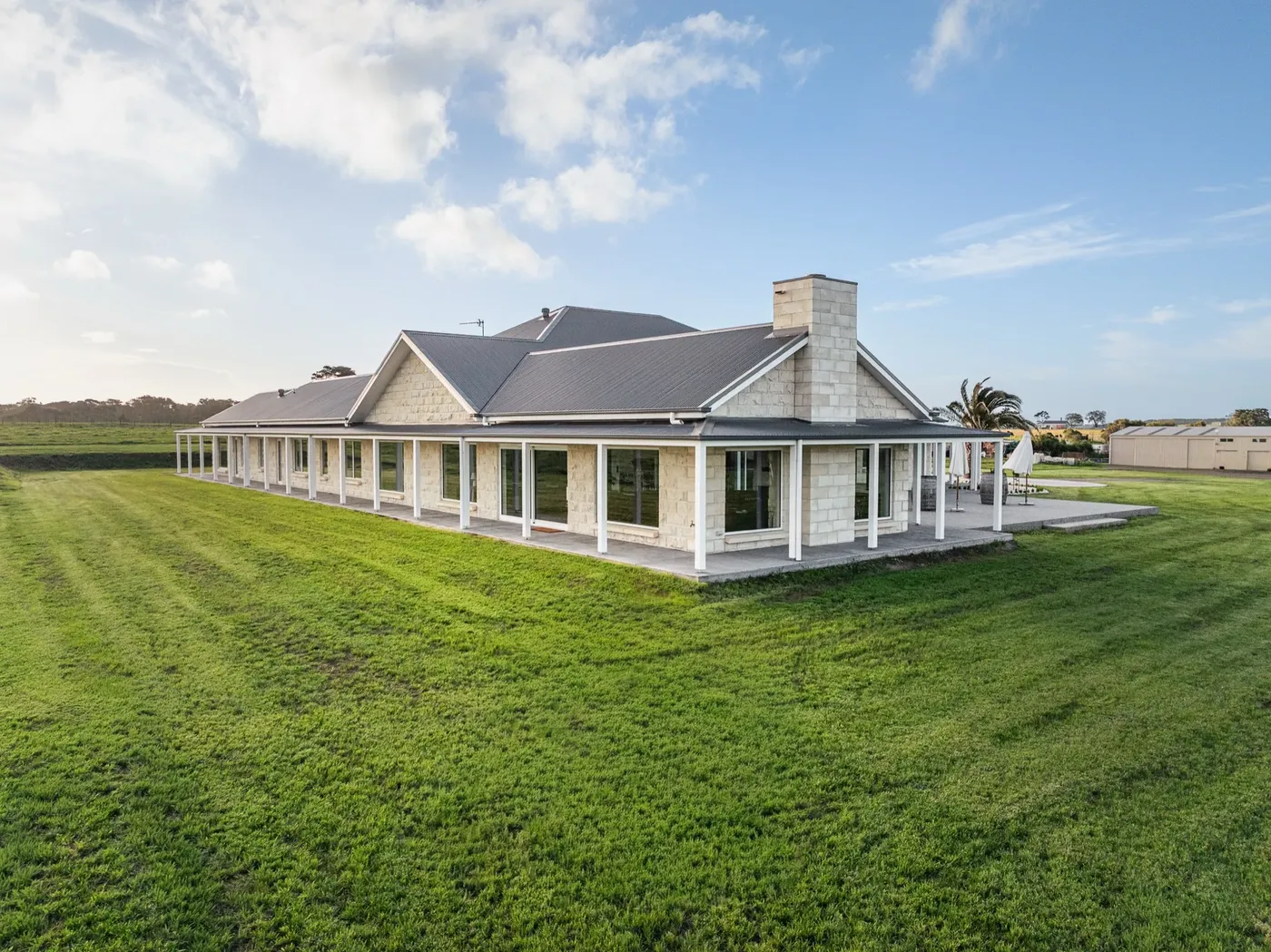 Full front elevation of the 363 Grassmere residence